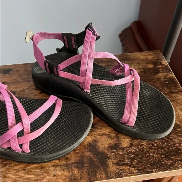 Women's Chaco Pink and Black Sandals- size 4 - Picture 3 of 5